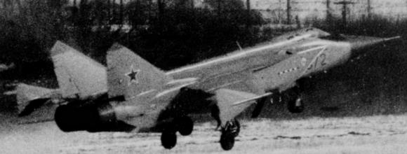 MiG-31 071 072 antisatellite plane aircraft fighter experimental soviet